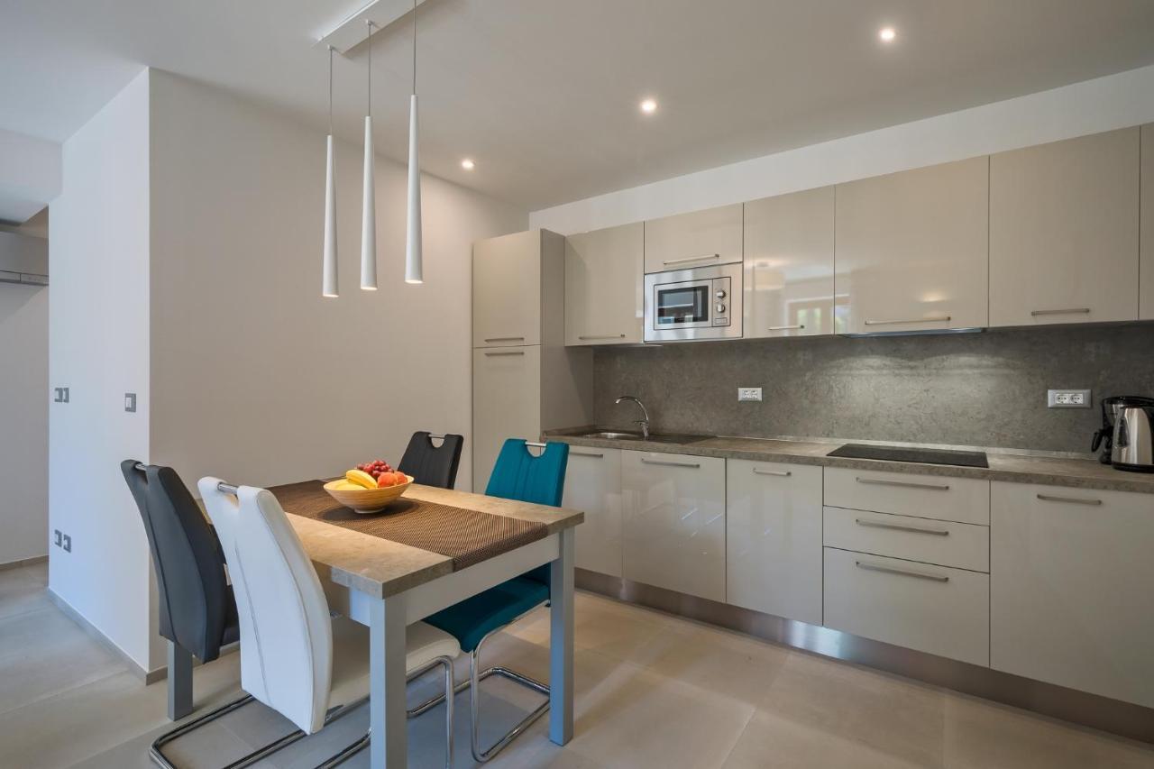 Apartmani Mare Verde Novigrad  ภายนอก รูปภาพ