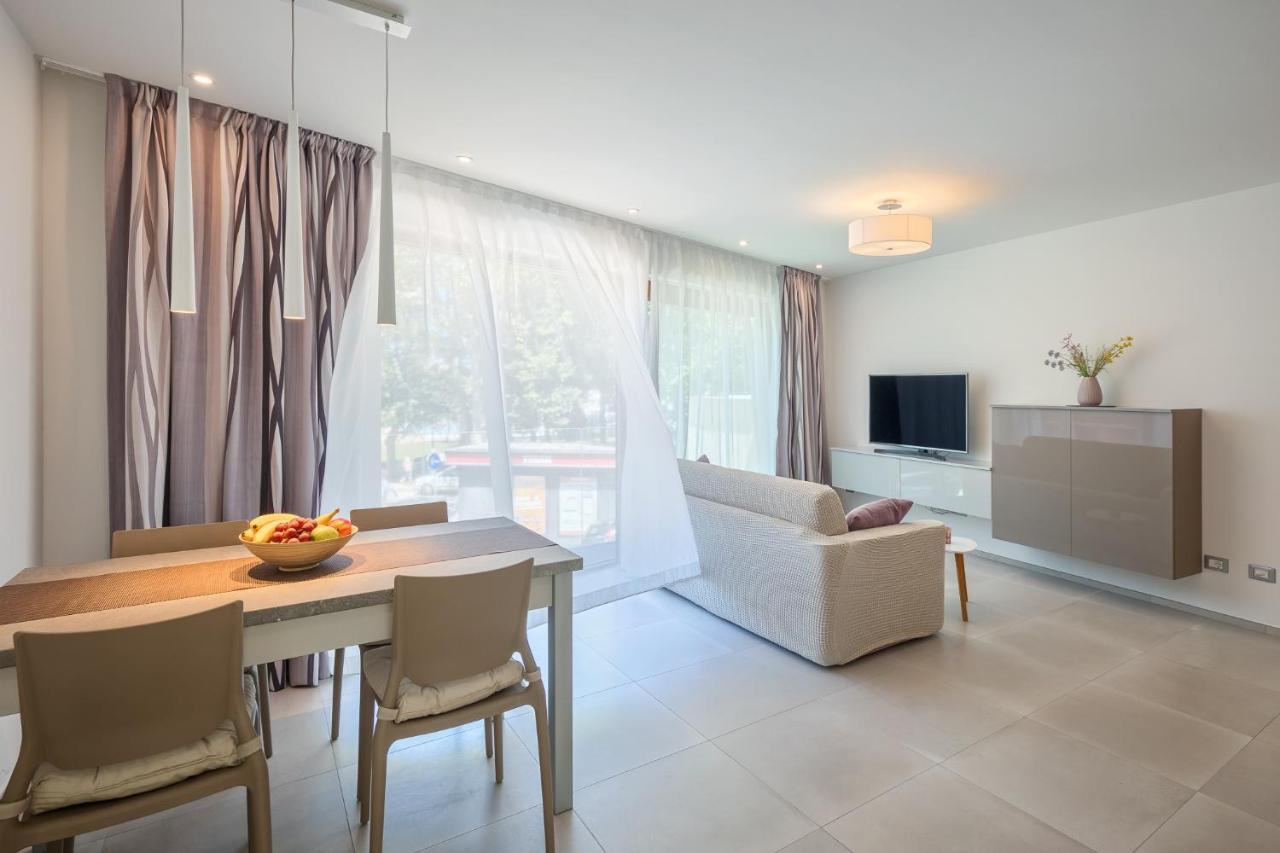 Apartmani Mare Verde Novigrad  ภายนอก รูปภาพ