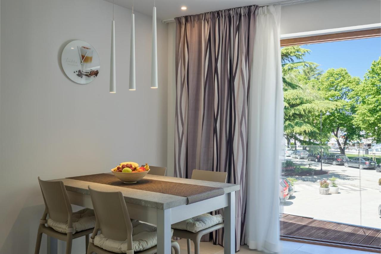 Apartmani Mare Verde Novigrad  ภายนอก รูปภาพ